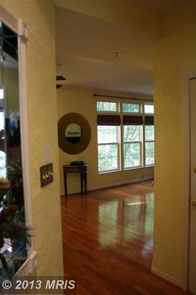 602 Falls Lake Dr, Bowie, MD 20721 - photo 7