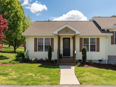 42 Faith Hill Dr, Flat Rock, NC 28731 - photo 4