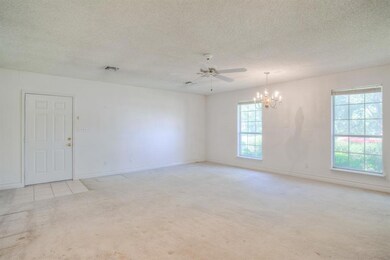 1015 W Westhill Dr, Cleburne, TX 76033 - photo 6