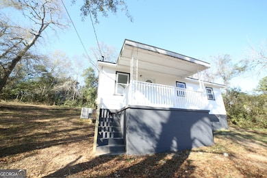 67 N Collins St, Reynolds, GA 31076 - photo 2