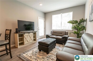 948 N Front St unit C-2, Allentown, PA 18102 - photo 5