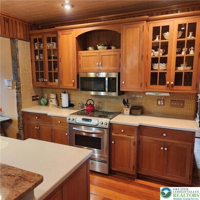 41 N 7th St, Coplay, PA 18037 - photo 6