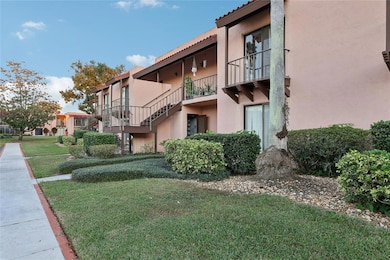 202 La Casa unit 202, Lake Wales, FL 33898 - photo 2