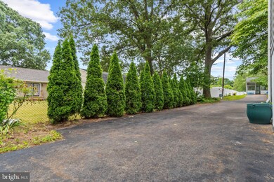 996 Saint Johns Dr, Annapolis, MD 21409 - photo 4