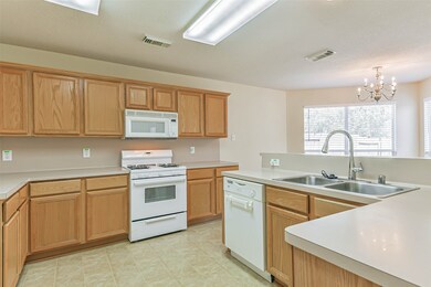 5329 Morgan Oak Dr, Alvin, TX 77511 - photo 7