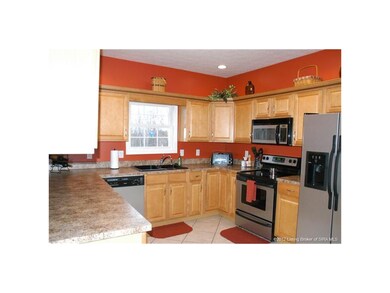 4113 Highland Oaks Dr, New Albany, IN 47150 - photo 5