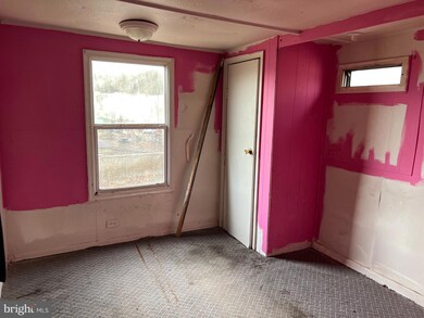 16781 Senedo Rd, Edinburg, VA 22824 - photo 3