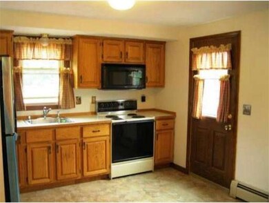 401 Mulpus Rd, Lunenburg, MA 01462 - photo 6