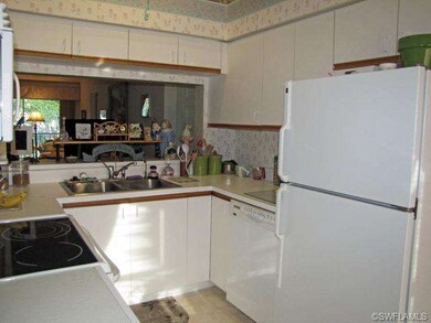 105 Wading Bird Cir unit 203, Naples, FL 34110 - photo 4