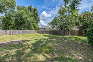 919 Mallery St, Saint Simons Island, GA 31522 - photo 3