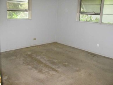 18020 Baker Ave, Country Club Hills, IL 60478 - photo 6