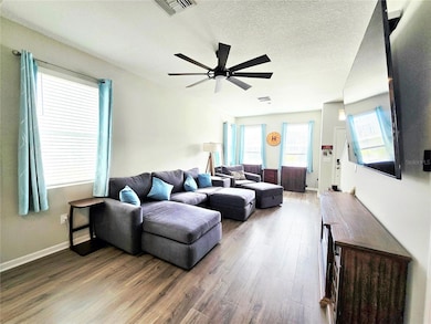 6334 Fairmont Ln, Palmetto, FL 34221 - photo 7