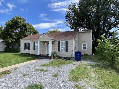 2106 Springdale Ave, Shelbyville, TN 37160 - photo 2