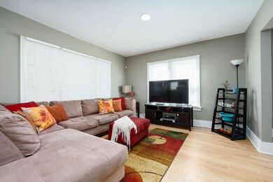 Commonwealth_Ave_2018_Kalamazoo_49006-3