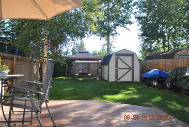 Beautiful Fenced Back Yard