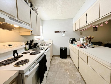 2811 SW Archer Rd unit V181, Gainesville, FL 32608 - photo 5