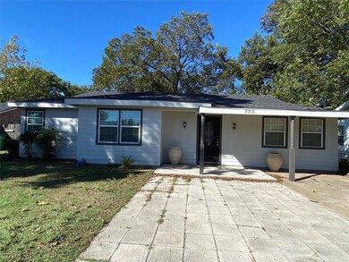 503 N Sewell Dr, Decatur, TX 76234 - photo 3