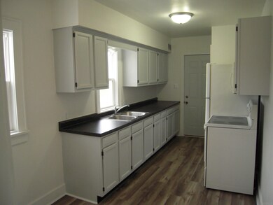 230 W Sycamore St, Elkhart, IN 46516 - photo 4