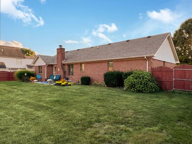 834 Deerfield Rd, Anderson, IN 46012 - photo 6