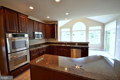 3324 Brewster Ct, Manchester, MD 21102 - photo 6