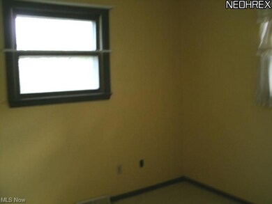 BEDROOM#3-REAR-RIGHT