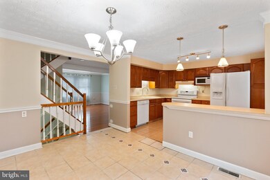 3817 Evans Trail Ct, Beltsville, MD 20705 - photo 7