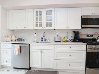 12 Franklin Ln unit G, Staten Island, NY 10306 - photo 7