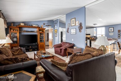2821S87th_04