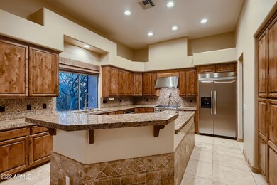 16 Kitchen