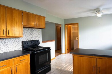 427 Wayside Dr, Plainfield, IN 46168 - photo 3