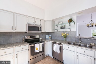 33 Tenby Ct, Lutherville Timonium, MD 21093 - photo 2