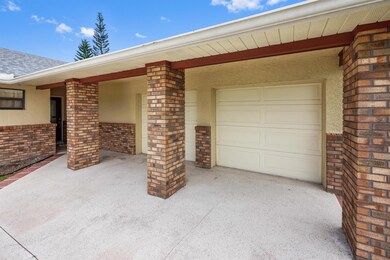 2586 SE Jason Ave, Port Saint Lucie, FL 34952 - photo 5