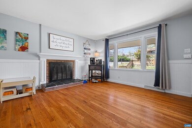 2226 Banbury St, Charlottesville, VA 22901 - photo 4