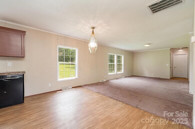 828 Carver St unit 17-19, Shelby, NC 28152 - photo 4