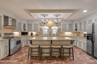 11-web-or-mls-128 Oakview Blvd-11