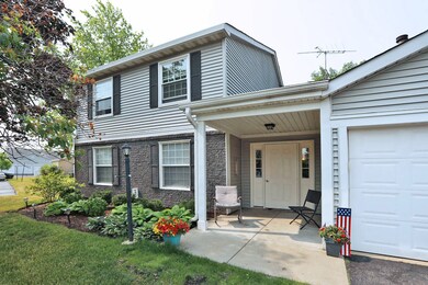 633 Mallard Ct unit A1, Bartlett, IL 60103 - photo 3