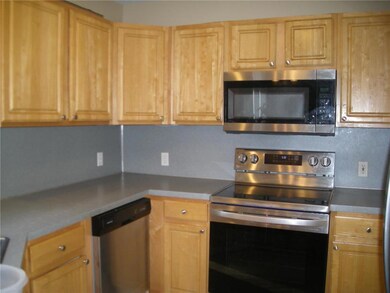 301 Windsor Place unit P301, Macungie, PA 18062 - photo 5
