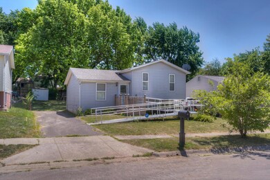 3611 Hollowwood Ave_3