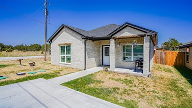 2207 Centaurus Way, Granbury, TX 76048 - photo 2