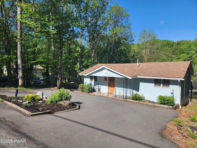 135 Outer Dr, Dingmans Ferry, PA 18328 - photo 6