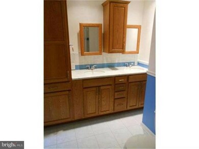 15 Treaty Dr, Chesterbrook, PA 19087 - photo 2