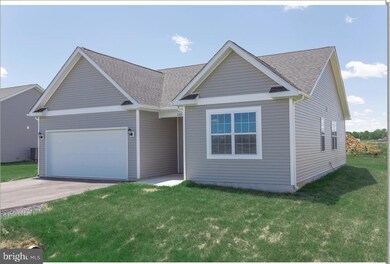 304 Vicksburg Ct, Martinsburg, WV 25404 - photo 2