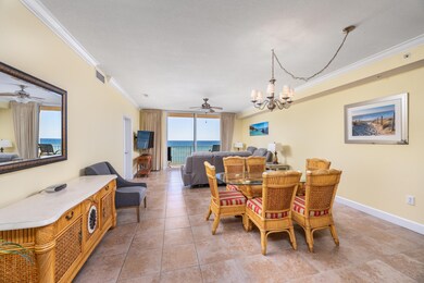 Living Dining Combo