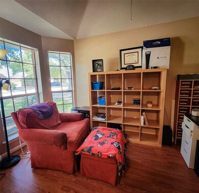 8906 Aberdeen Oaks Dr, Houston, TX 77095 - photo 4