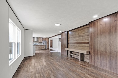 110 Holly Dr, Covington, VA 24426 - photo 6