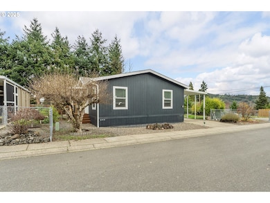 112 Twin Oaks Loop, Winston, OR 97496 - photo 3