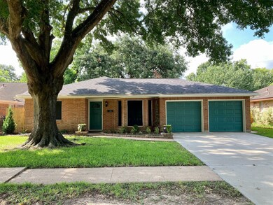 9738 Rambling Trail, Houston, TX 77089 - photo 2