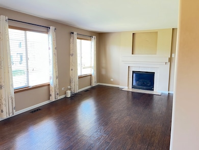 2289 Grand Pointe Trail, Aurora, IL 60503 - photo 4