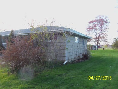 19015 Three Oaks Rd, Three Oaks, MI 49128 - photo 2