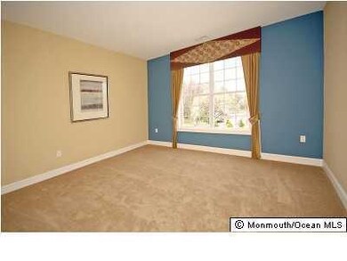 213 Knightsbridge Ln, Morganville, NJ 07751 - photo 6